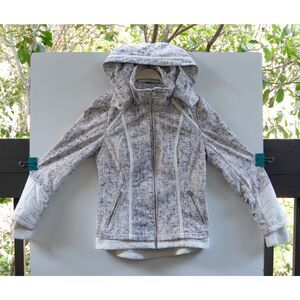 Guess Cold Weather Jacket White Gray Size M